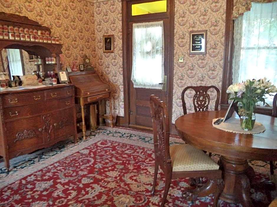 The Inn & Spa at Intercourse Village