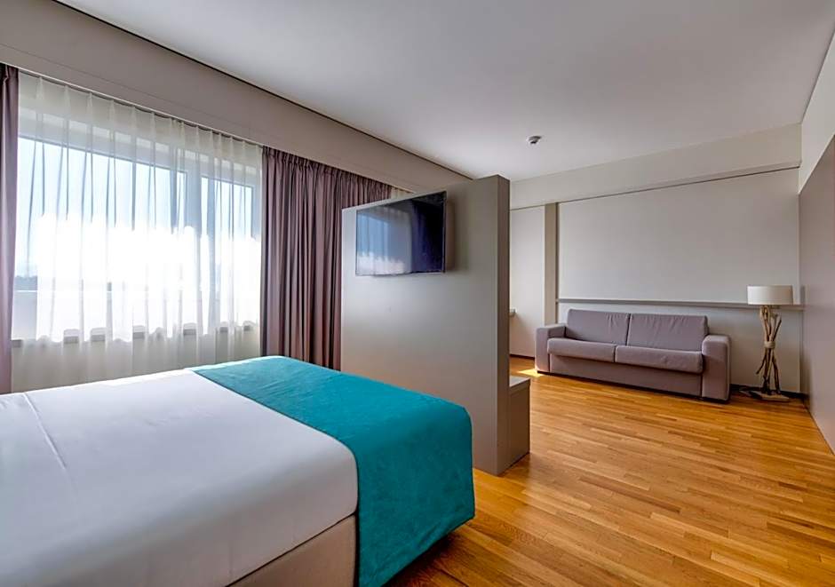 Aquatis Hotel