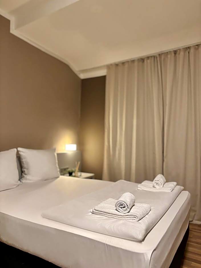 Colour Hotel