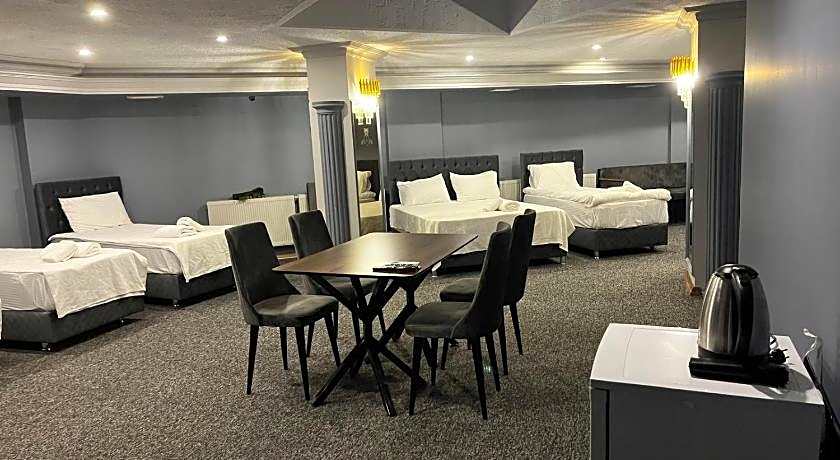 LoyalCity Hotel