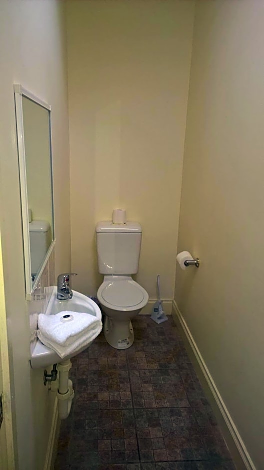 Ankuweni Guest house