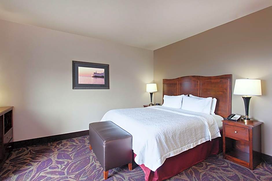 Photo 1 of 4 of 1 King Bed