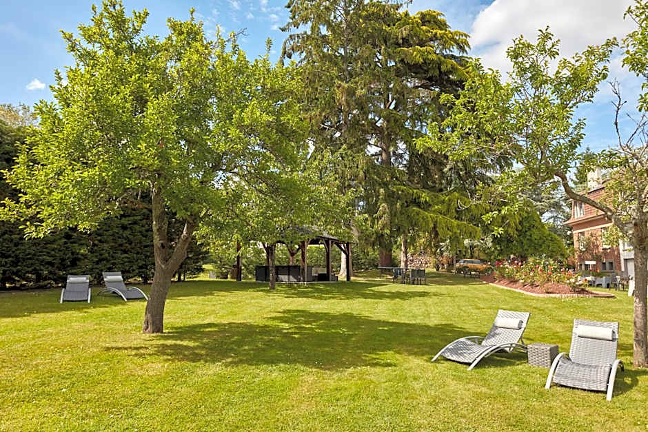 Hotel De La Pommeraie