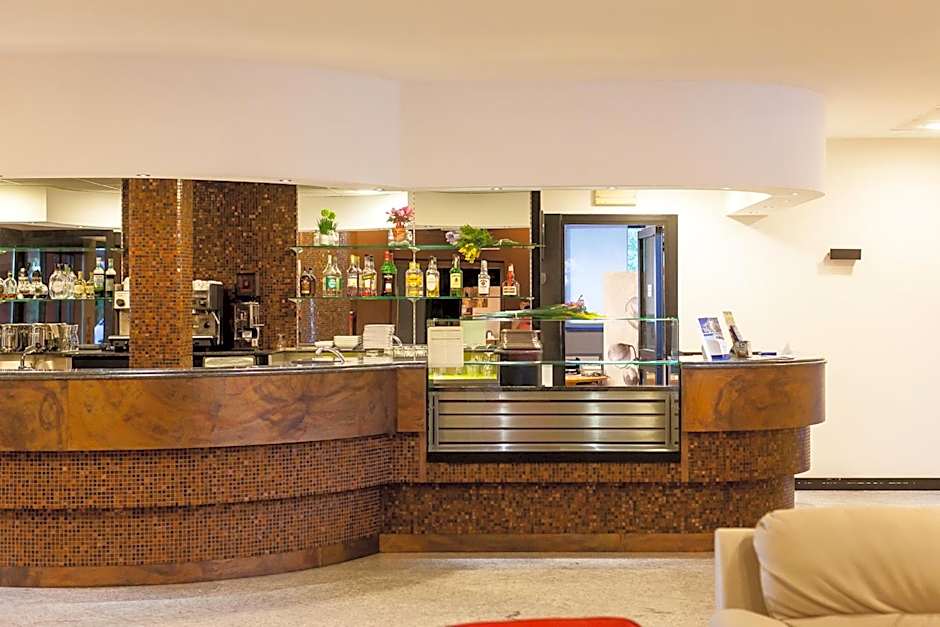 Blue Relais Maggiore