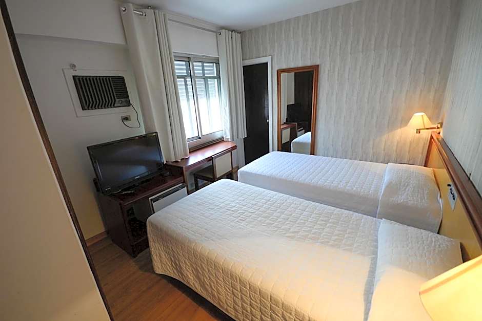 Caravelle Palace Hotel