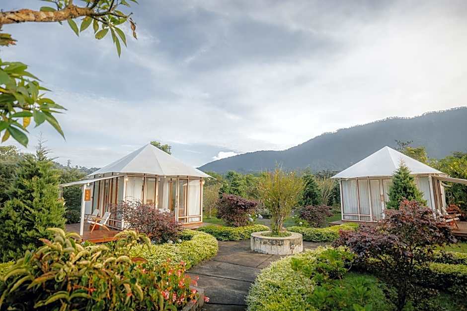 Svargan Lakeside Glamping