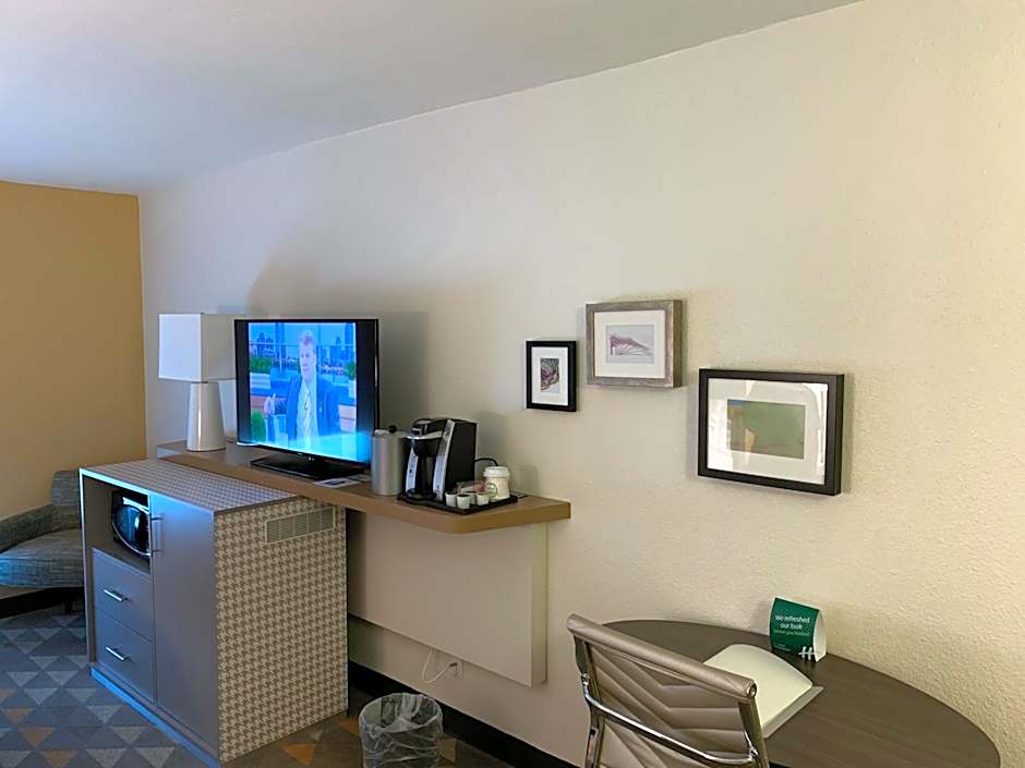 Holiday Inn Baton Rouge-South By IHG