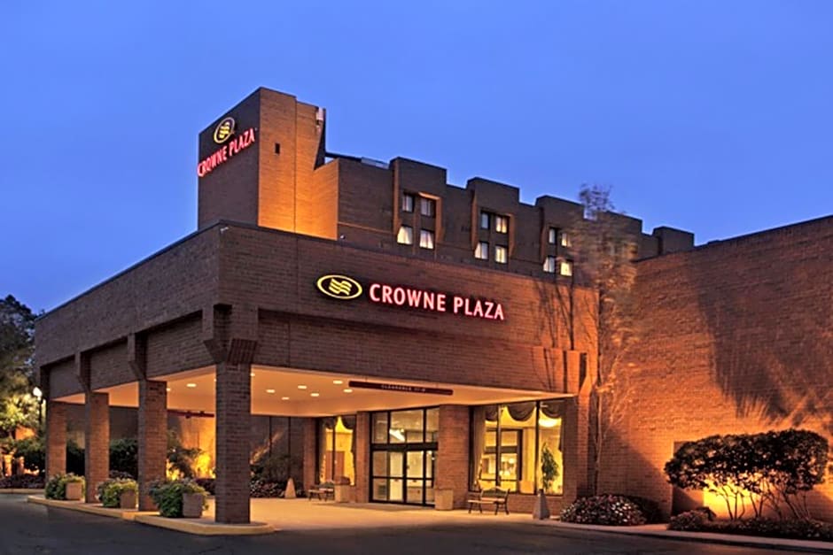 Crowne Plaza Columbus North - Worthington, an IHG Hotel