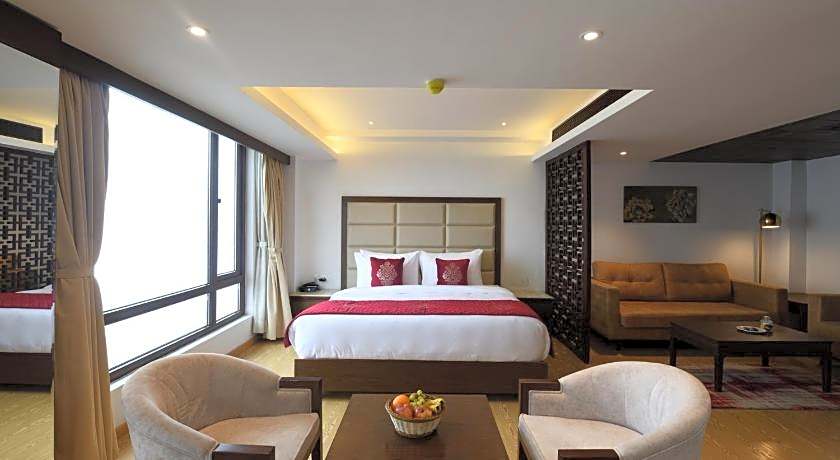 Ramada by Wyndham Gangtok Hotel & Casino Golden