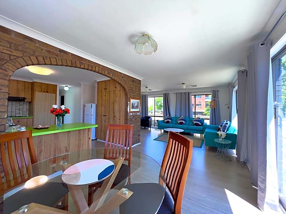 Albury Garden Court Motel