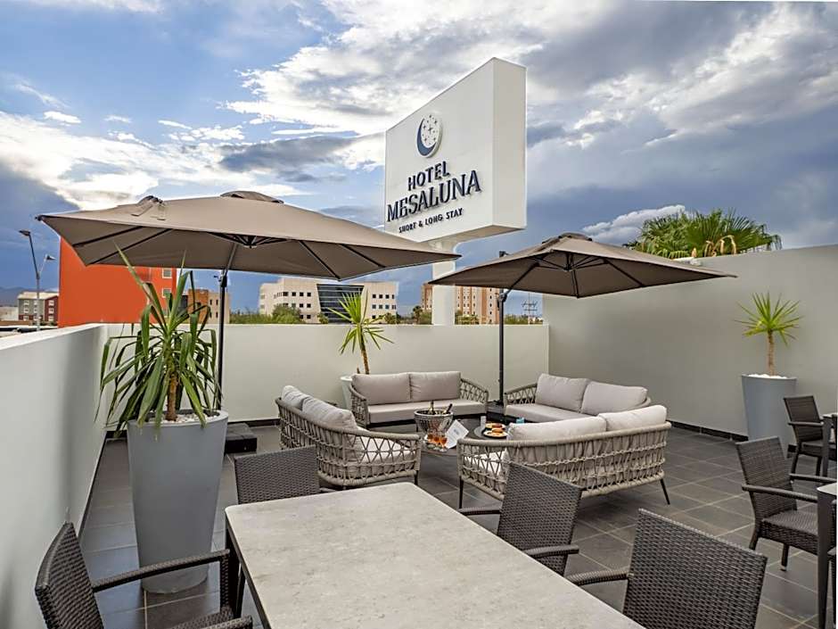 Hotel Mesaluna Short & Long Stay