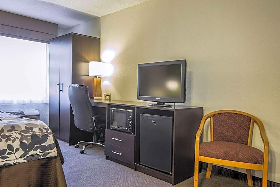 Sleep Inn Airport