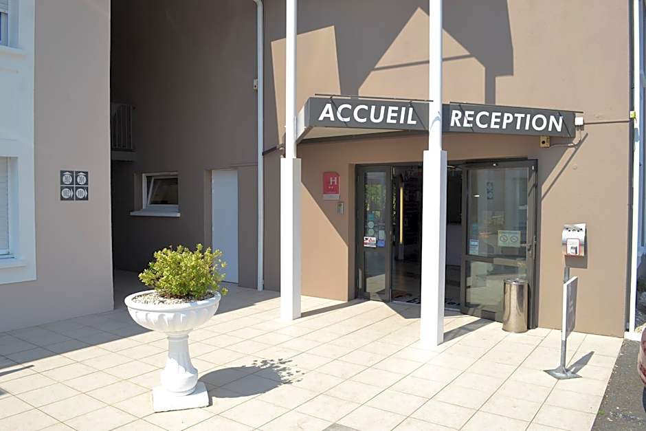 Hôtel Formules Club 2