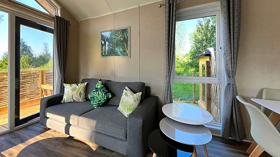 Woodlakes Park By Liv Retreats