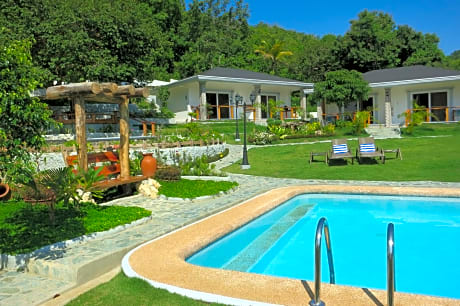 Garden Bungalows Resort