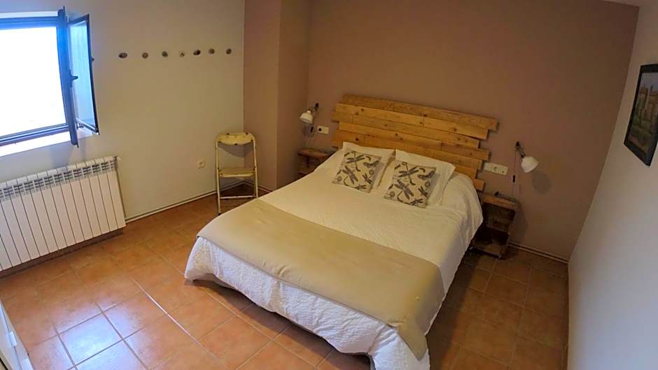 Castell de Ceuró. Hotel Rural