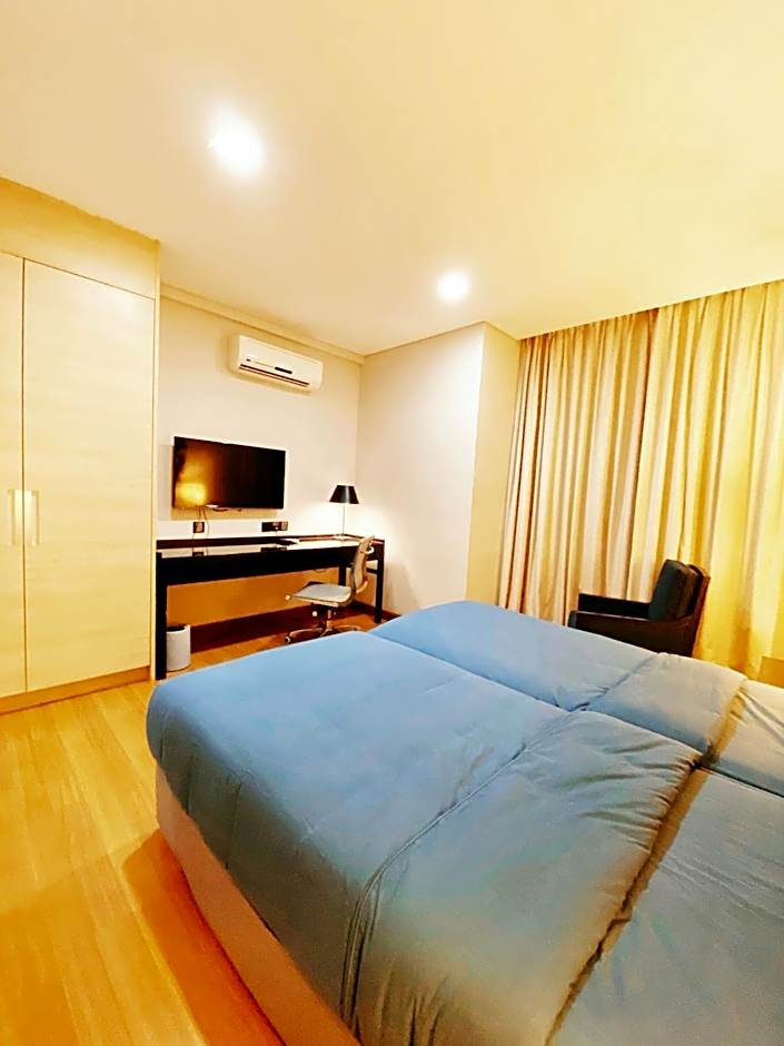 Straits Suite by C Homestay Malacca