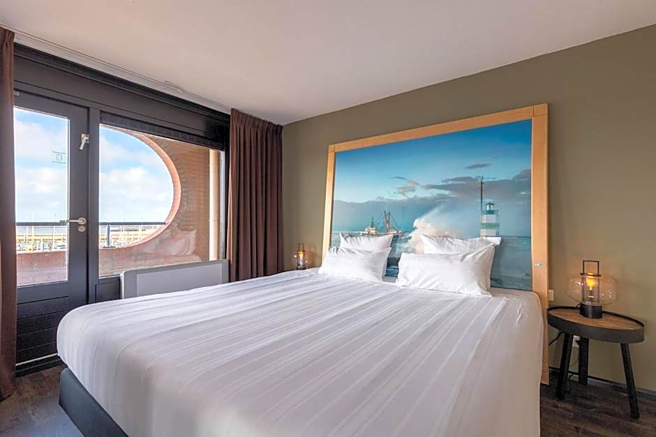 Leonardo Hotel IJmuiden Seaport Beach