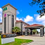 La Quinta Inn & Suites by Wyndham Fairfield