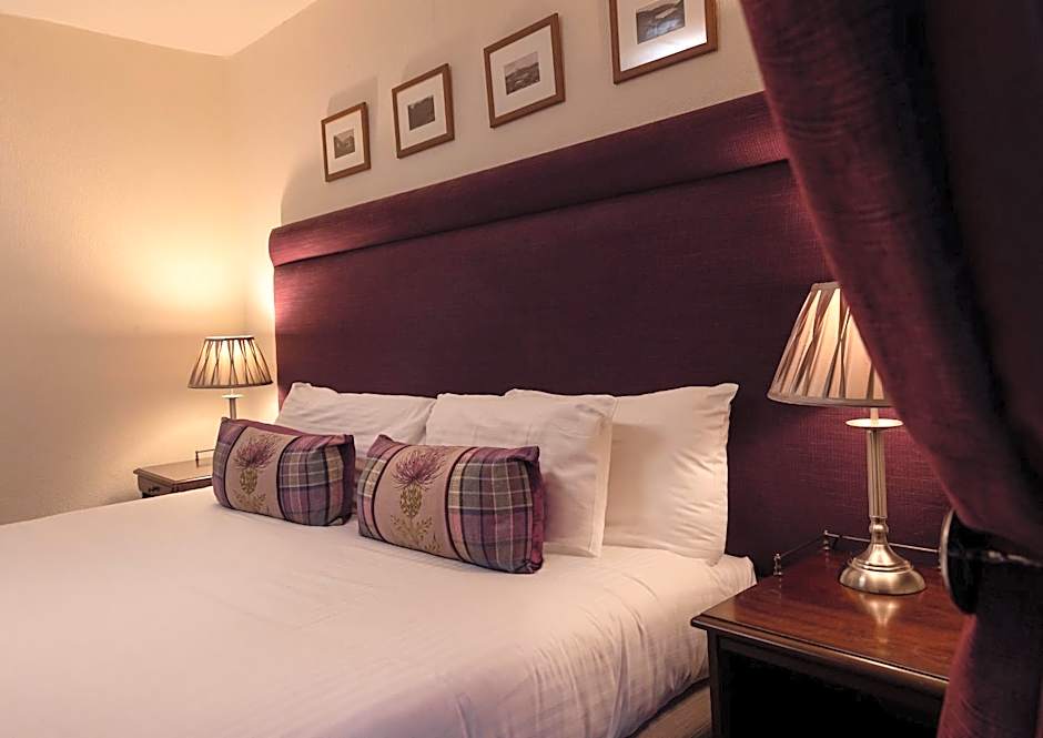 Loch Leven Hotel & Distillery