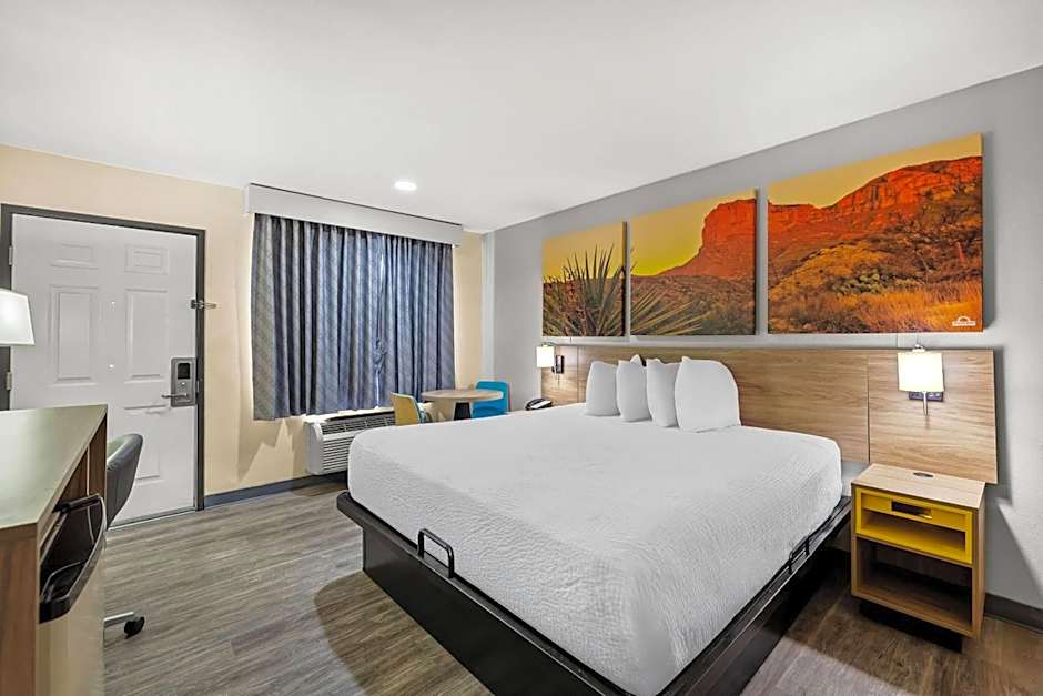 Days Inn by Wyndham Tucson Airport