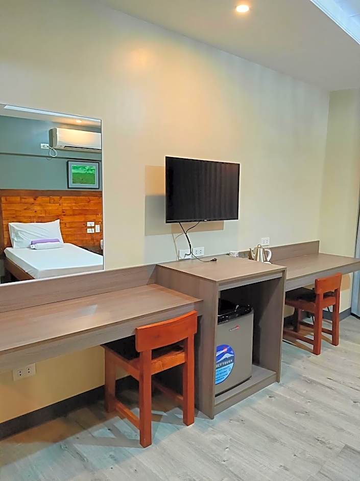 Norlu Cedec Midpoint Hotel