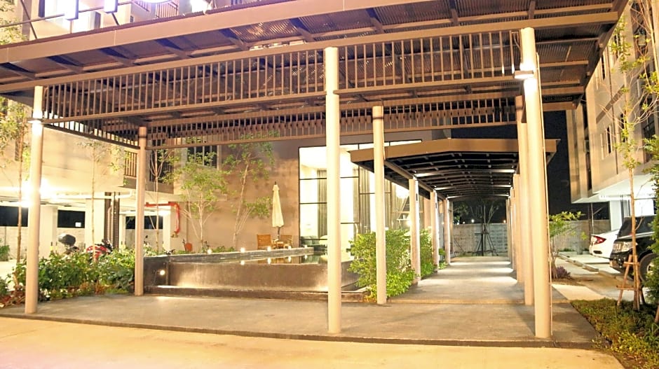 iResidence Hotel Pathumthani