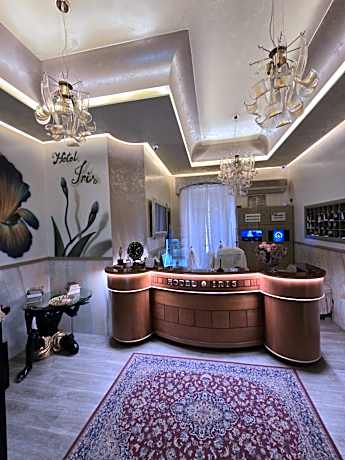 Hotel Iris