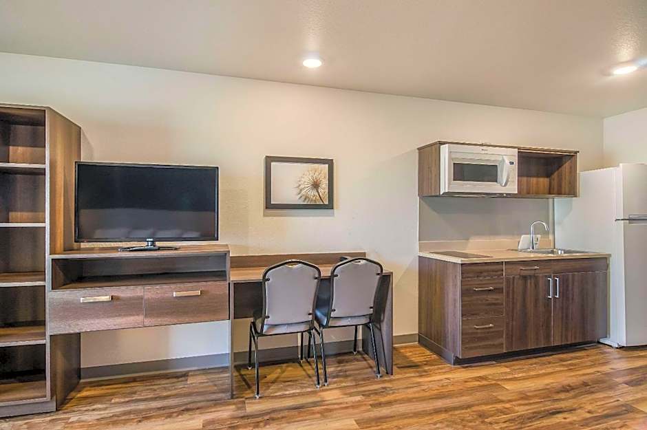 WoodSpring Suites Broomfield-Westminster