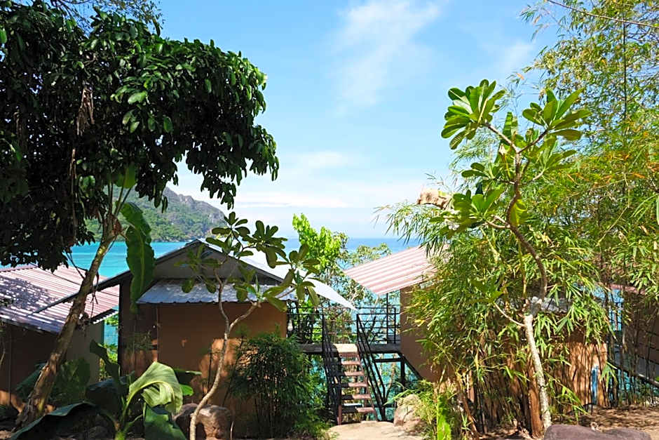 Phi Phi Seaside Bungalow