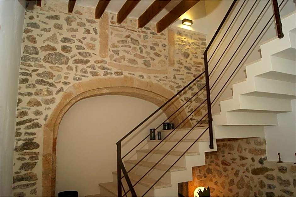 Petit Hotel C'an Mel