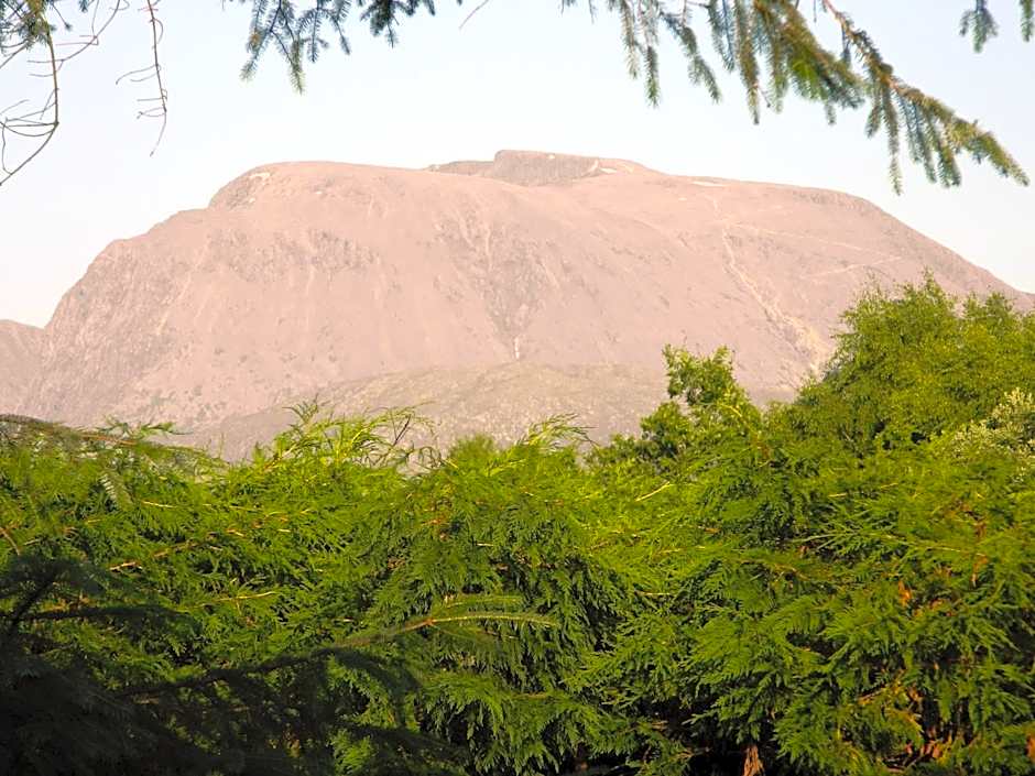 TOM BEAG - Ben Nevis view ROOMS