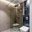 DEO PLAZA Riverside Residence by Noclegi Renters