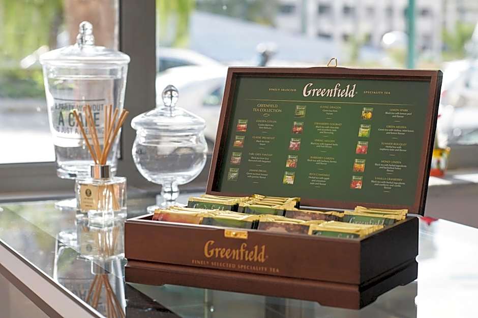 Meni Hotel & Apartments UNDER NEW MANAGEMENT