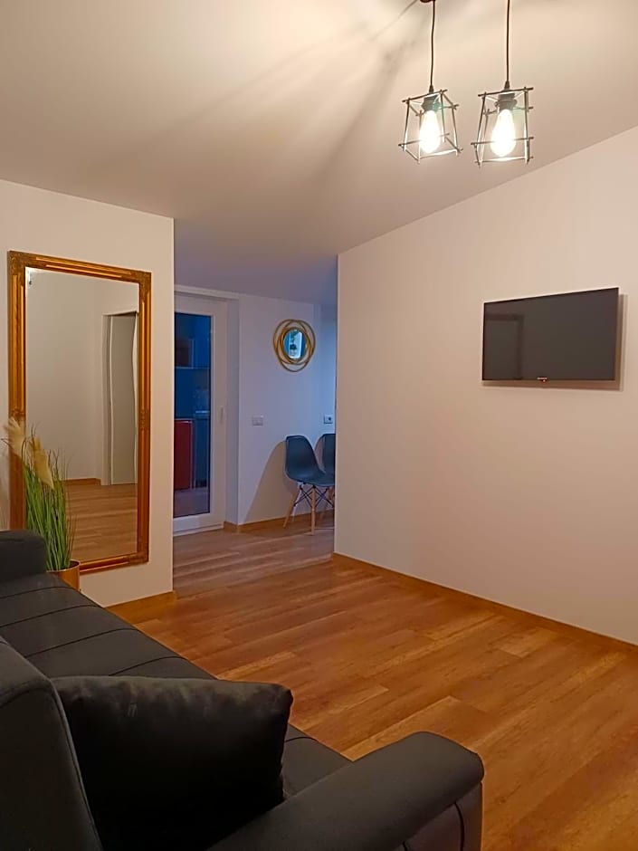 ApartHotel Dominic Residence