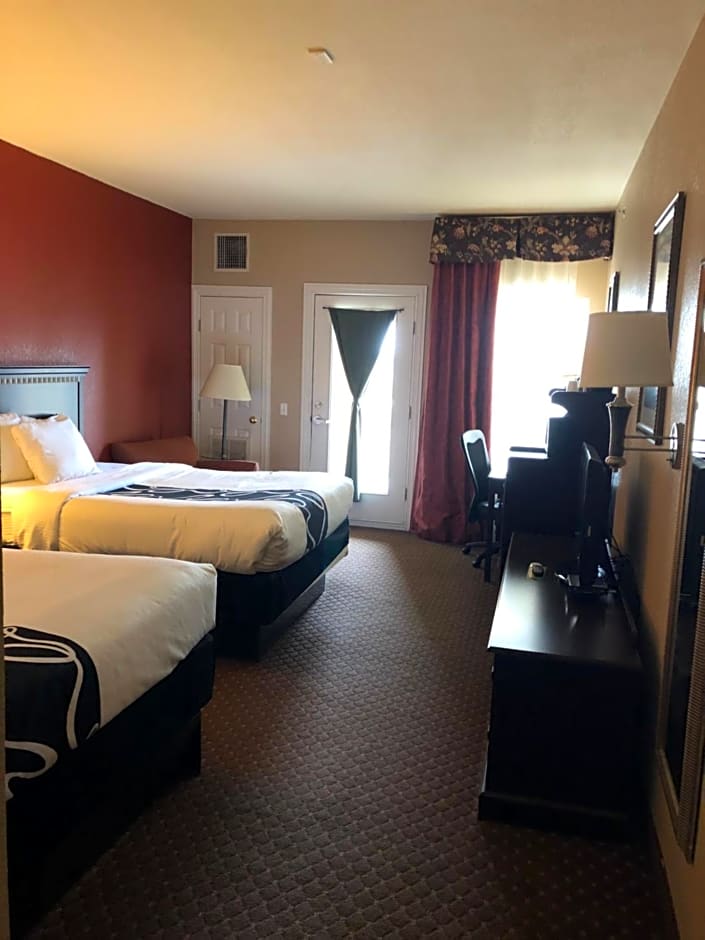 Americas Best Value Inn & Suites Gun Barrel City