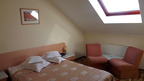 Double Room Attic - without Balcony