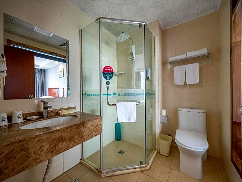 GreenTree Inn JiangSu YanCheng North Bus Station Bolian Plaza Business Hotel