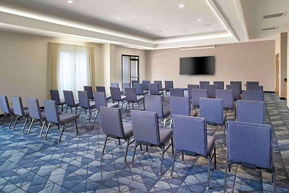 Courtyard by Marriott New Orleans Metairie