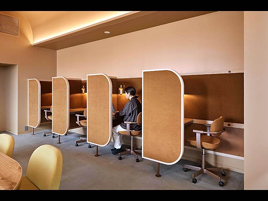 9h nine hours woman Shinjuku sleep lab