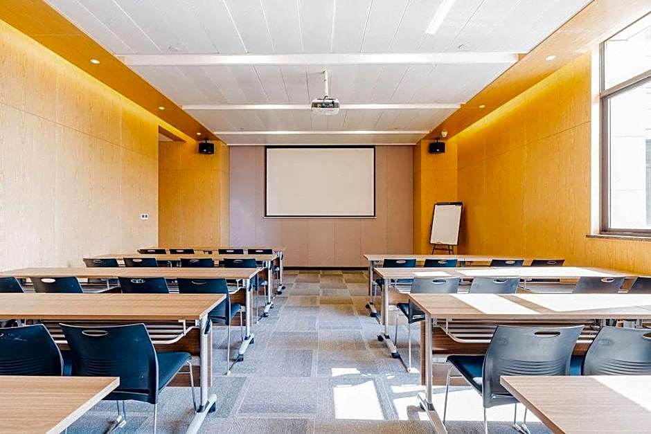 Atour Hotel Suqian Fazhan Avenue