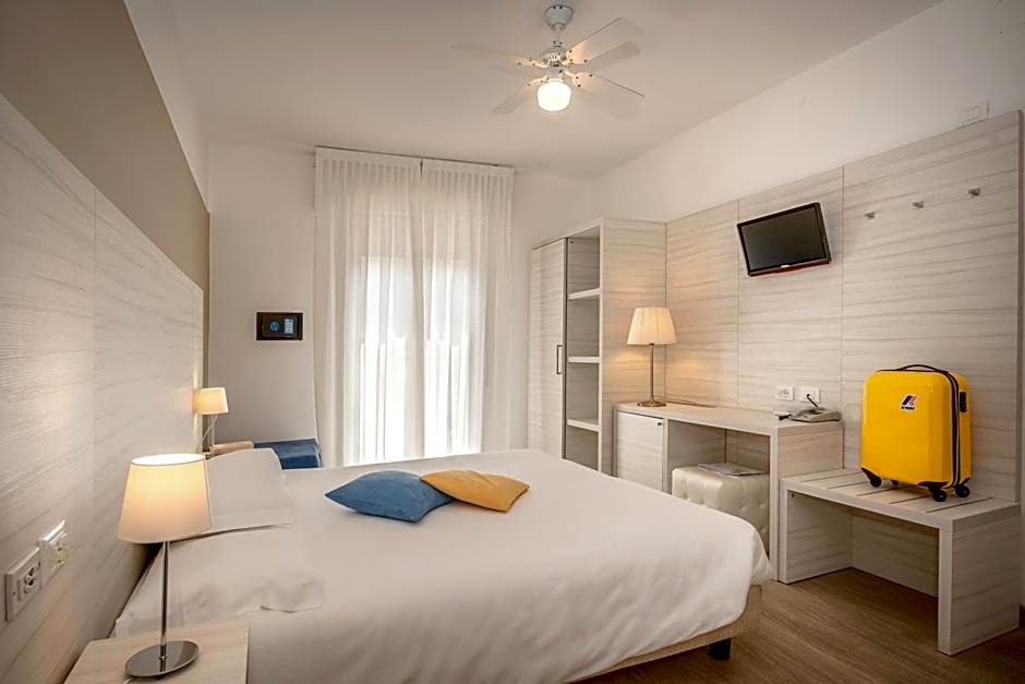 Hotel Etna