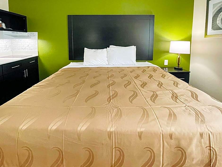 Quality Inn & Suites Lake Charles South