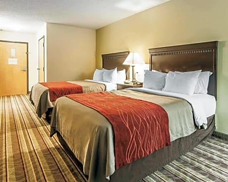 2 Double Beds, Nonsmoking, Accessible