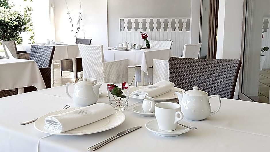 Akrogiali Exclusive Hotel (Adults Only)