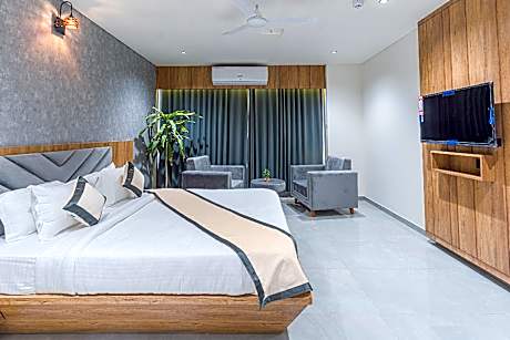 Hotel The Grand Heaven