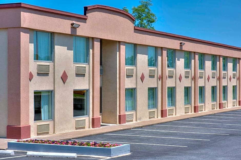 Express Inn Harrisburg South New Cumberland