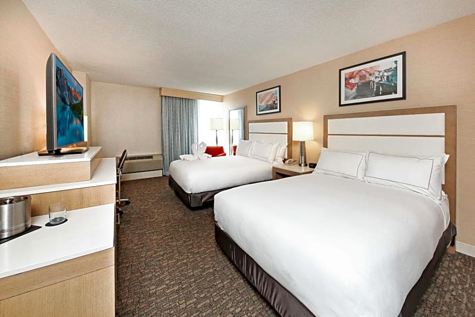 DoubleTree by Hilton Virginia Beach