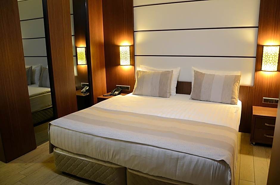 Safa Royal Museum Hotel