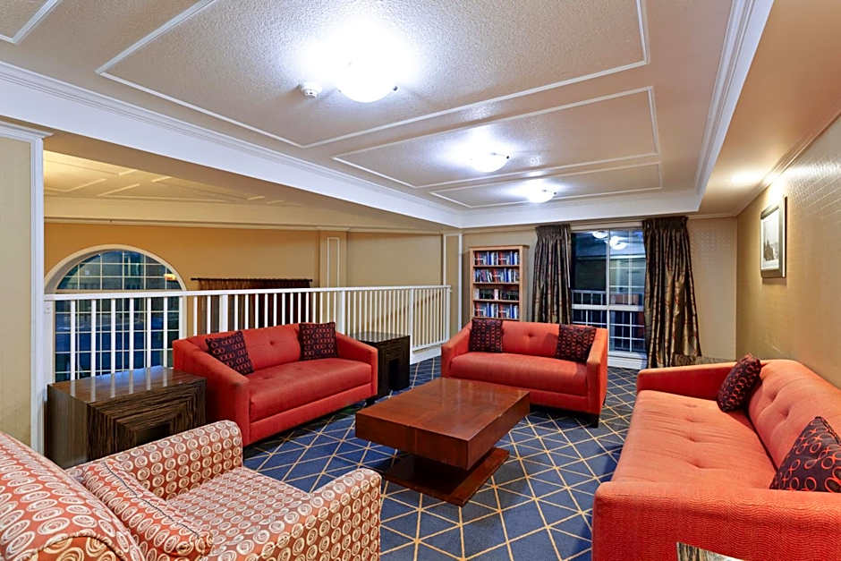 Holiday Inn & Suites San Mateo - SFO By IHG